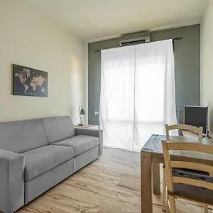 Mi Casa Fraschini , Milan Italie